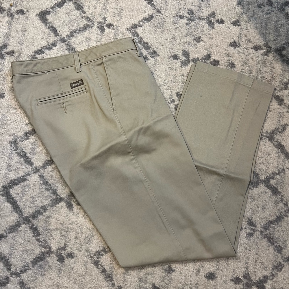 Wrangler Riata dress pants
